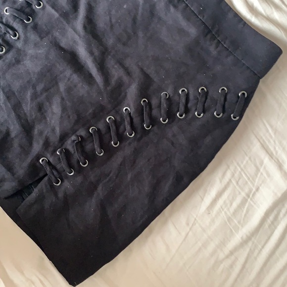 Velvet mini skirt - Picture 3 of 3